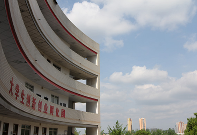 四川省经济管理学校有几个校区_2021年开设专业